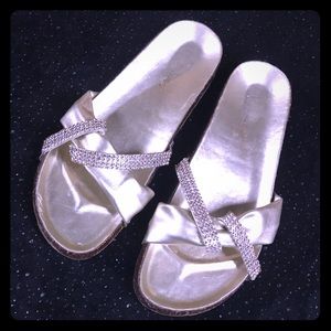 💚🤍❤️ Rare Italian Sandals 🇮🇹